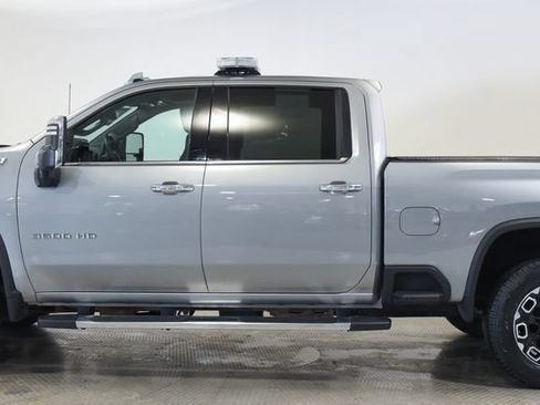 Used 2024 Chevrolet Silverado 3500 LTZ w/ LTZ Plus Package AWD/4WD image 9