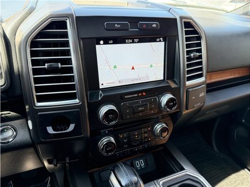 Used 2016 Ford F150 Limited RWD image 46