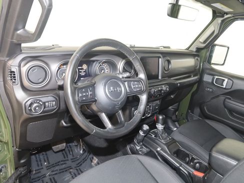 Used 2022 Jeep Wrangler Unlimited Sport AWD/4WD image 24