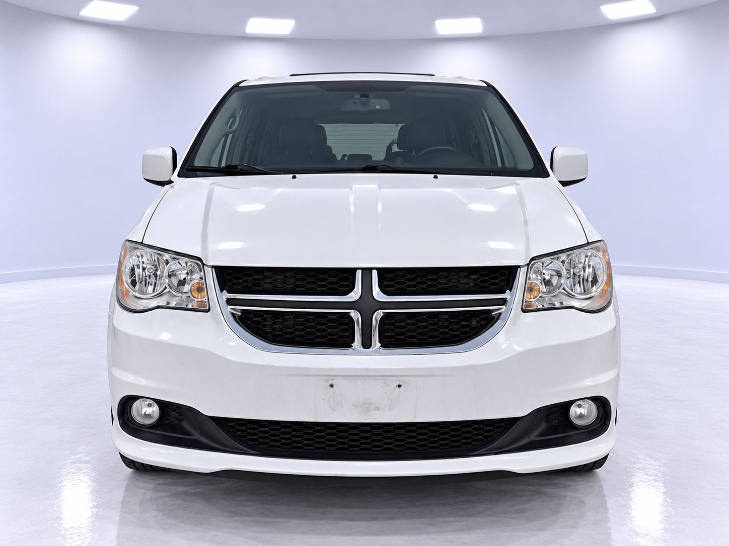 Used 2017 Dodge Grand Caravan SXT FWD image 7
