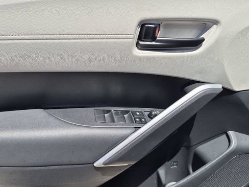 Certified 2026 Toyota Corolla Cross LE FWD image 11