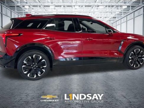 Used 2024 Chevrolet Blazer EV RS image 2