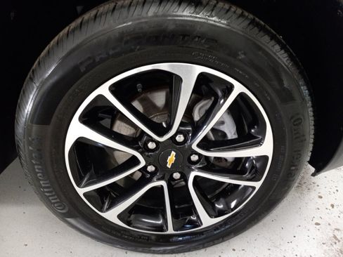 Used 2025 Chevrolet TrailBlazer LT FWD image 4