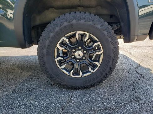 Used 2025 Chevrolet Silverado 1500 ZR2 AWD/4WD image 33