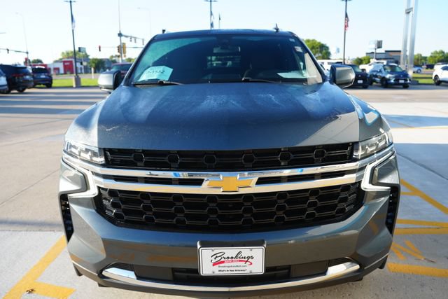 Used 2021 Chevrolet Suburban LS AWD/4WD image 31