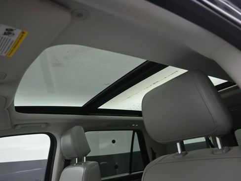 Used 2025 Ford Expedition Max Active AWD/4WD image 12