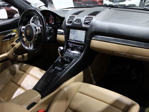 Used 2016 Porsche Cayman S image 31