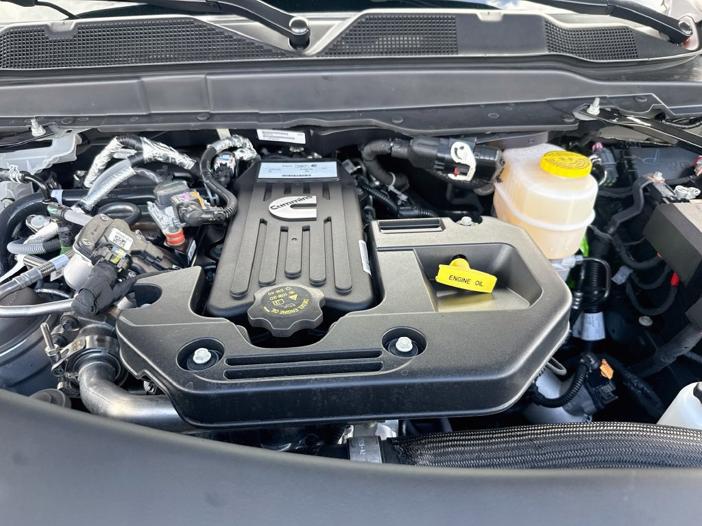 New 2027 RAM 3500 Big Horn AWD/4WD image 33