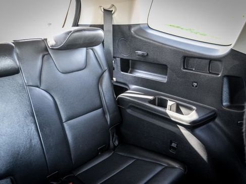 Used 2021 Kia Telluride EX w/ EX Premium Package AWD/4WD image 25