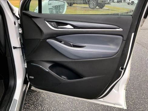 Used 2018 Buick Enclave Premium w/ Experience Buick Package image 22