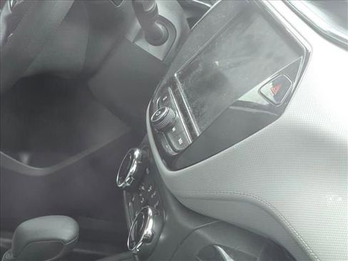 Used 2021 Chevrolet TrailBlazer LT w/ Convenience Package image 23