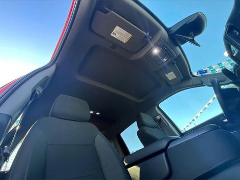 Used 2024 Chevrolet Silverado 1500 Custom image 23