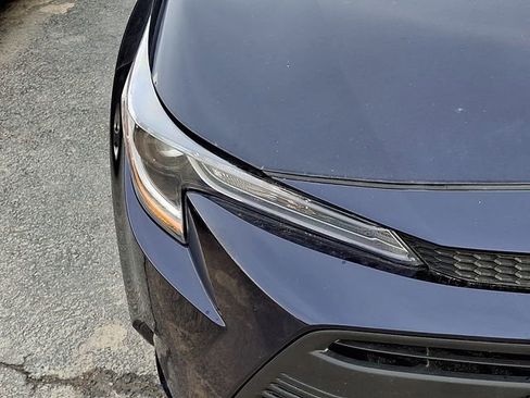 Used 2023 Toyota Corolla LE image 7