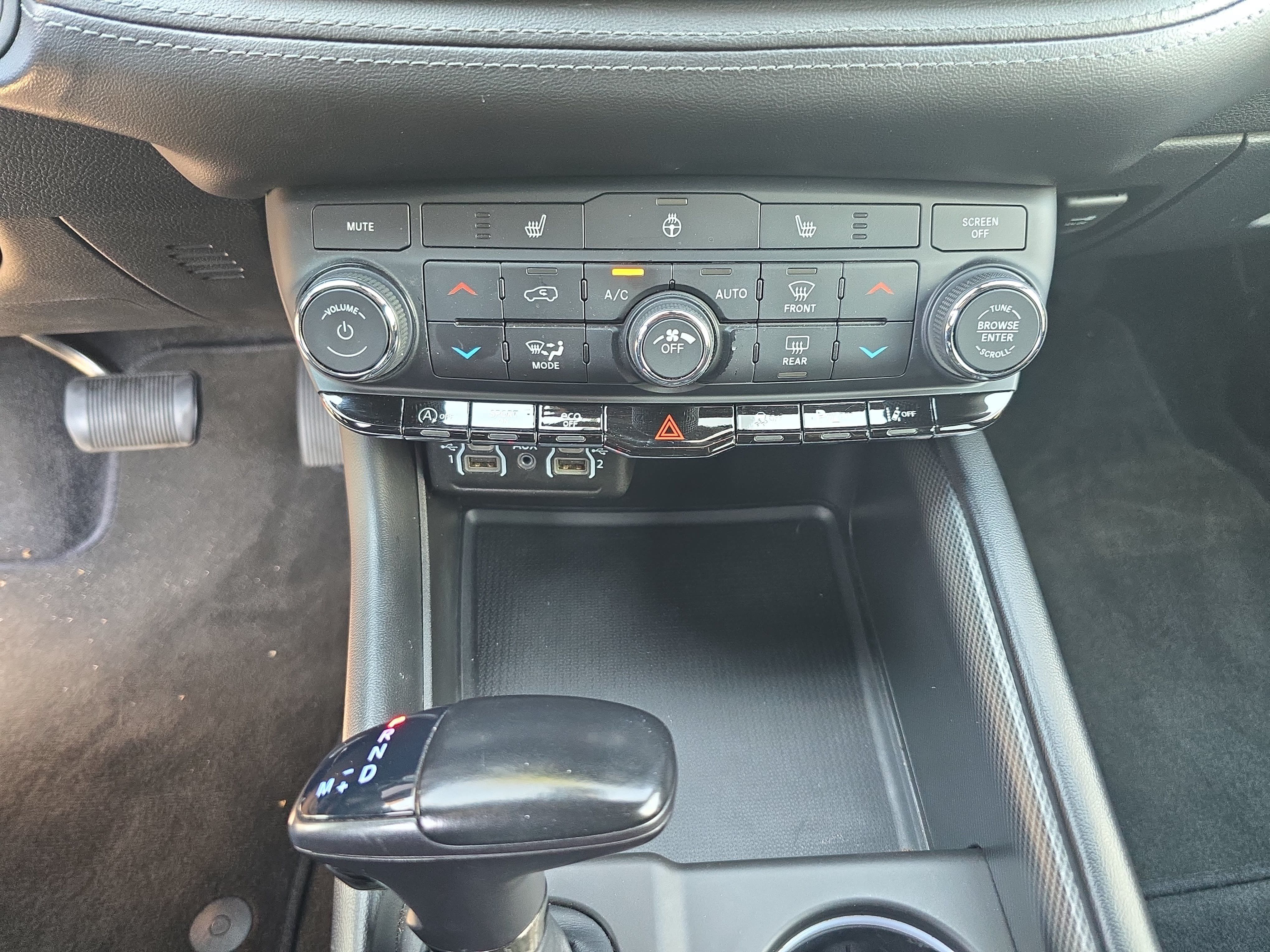 Used 2022 Dodge Durango GT RWD image 25
