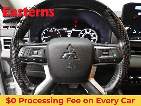 Used 2024 Mitsubishi Outlander SE AWD/4WD image 10