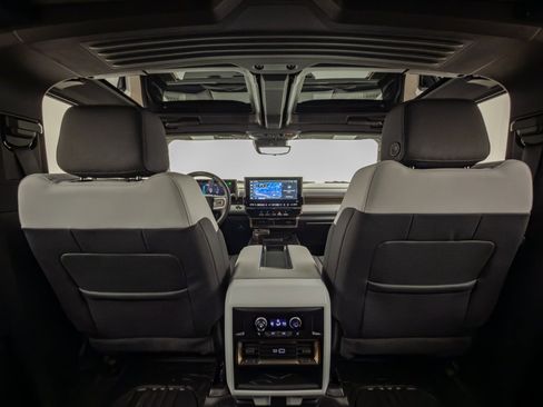 Used 2025 GMC Hummer EV 2X image 14