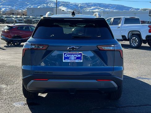 New 2026 Chevrolet Equinox LT w/ Convenience Package II image 6