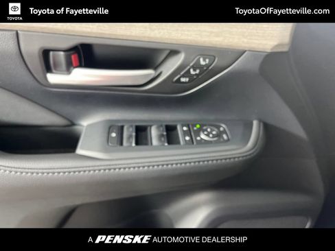 Used 2026 Toyota Grand Highlander FWD image 26
