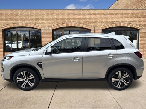 Used 2026 Mitsubishi Outlander Sport ES AWD/4WD image 7