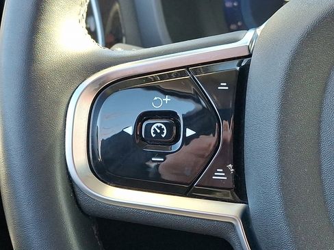 Used 2024 Volvo V60 B5 Cross Country Plus w/ Protection Package Premier image 22