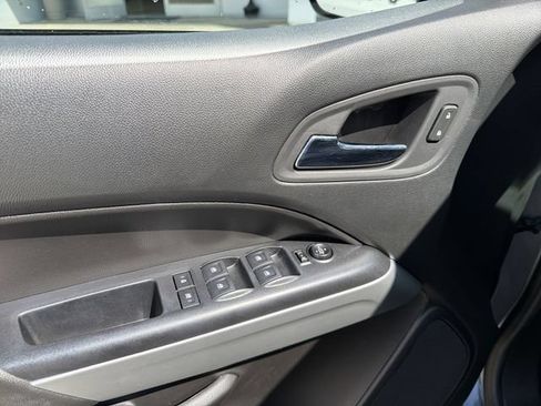 Used 2022 Chevrolet Colorado ZR2 AWD/4WD image 15