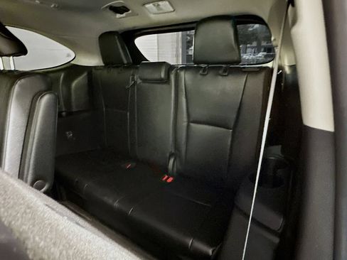 Certified 2024 Toyota Highlander XLE FWD image 27