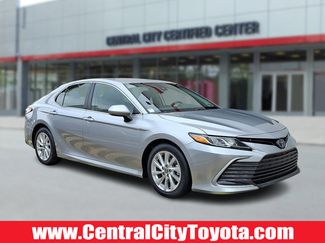 Used 2023 Toyota Camry LE image 1