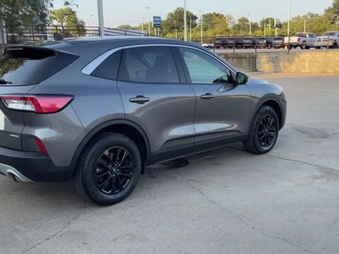 Used 2021 Ford Escape SE w/ Convenience Package AWD/4WD image 8