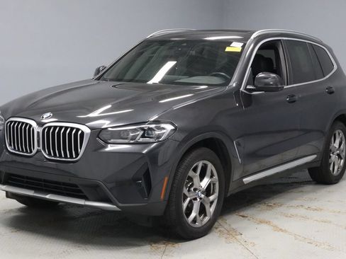 Used 2023 BMW X3 xDrive30i w/ Premium Package AWD/4WD image 8