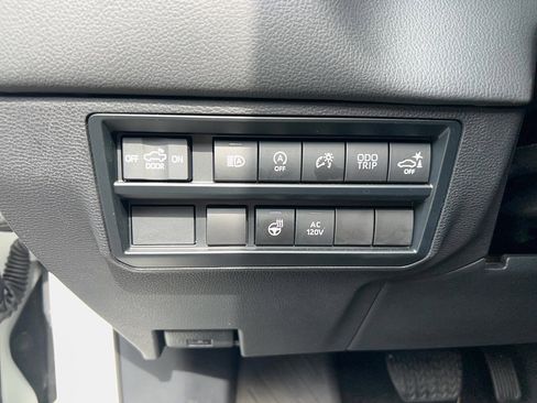 Used 2024 Toyota Tundra Limited AWD/4WD image 13