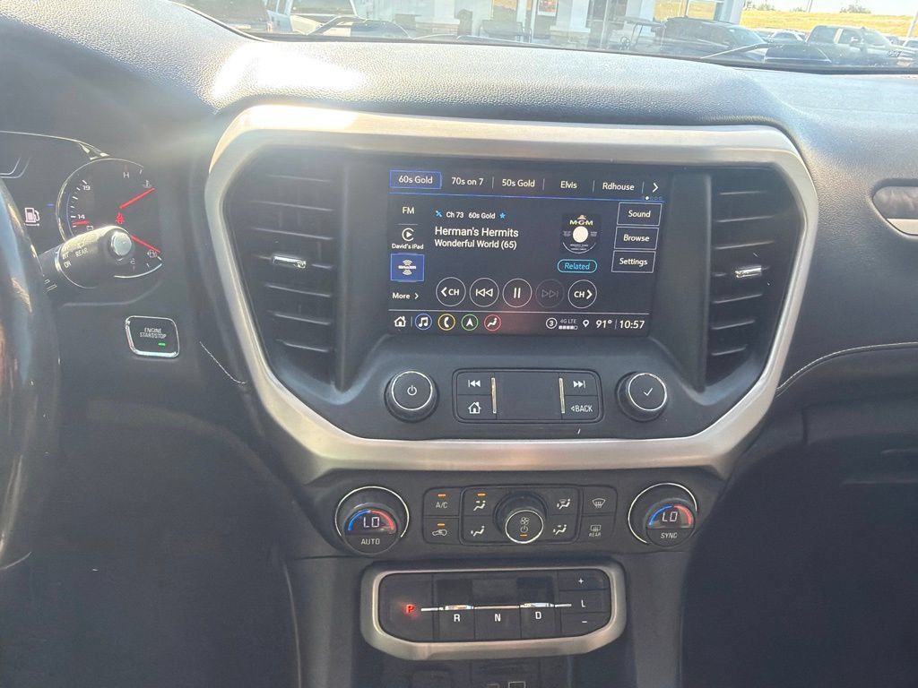Used 2021 GMC Acadia Denali w/ Denali Technology Package FWD image 10