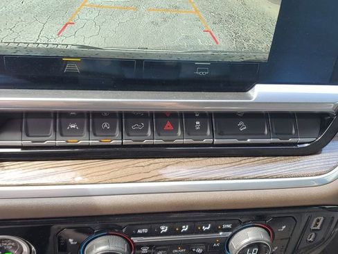 Used 2022 Chevrolet Silverado 1500 LT image 23