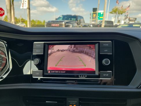 Used 2019 Volkswagen Jetta GLI FWD image 9