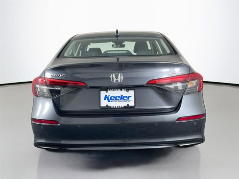 Used 2024 Honda Civic Touring image 5