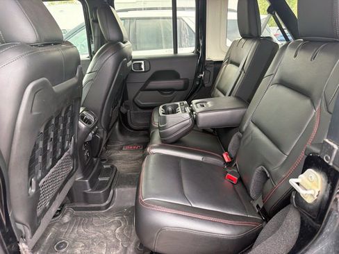 Used 2021 Jeep Wrangler Unlimited Rubicon AWD/4WD image 7