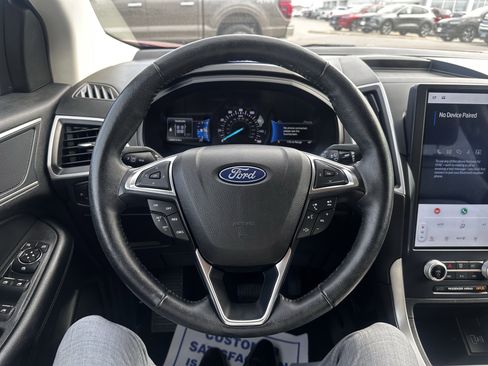 Certified 2022 Ford Edge SEL w/ Convenience Package image 9