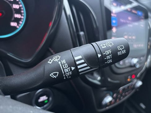 Used 2023 Chevrolet Equinox RS w/ RS Leather Package image 23