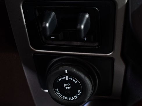 Used 2022 Ford F250 King Ranch w/ Chrome Package image 30