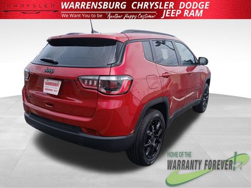 New 2026 Jeep Compass Latitude AWD/4WD image 4