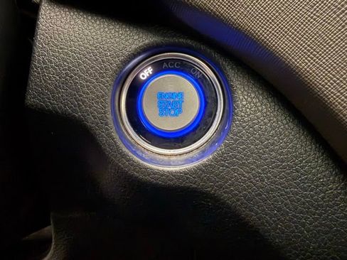 Used 2019 Hyundai Santa Fe XL image 27