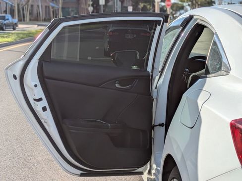 Used 2018 Honda Civic Si image 12