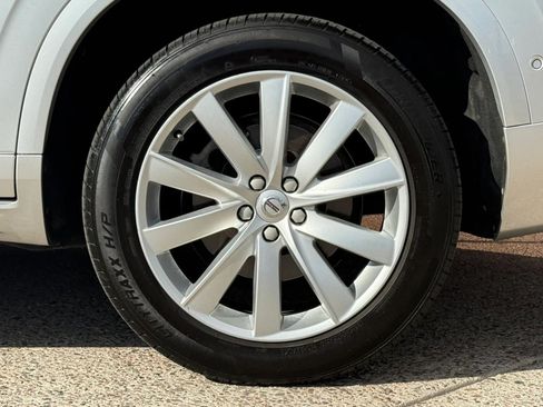 Used 2017 Volvo XC90 T6 Momentum AWD/4WD image 28