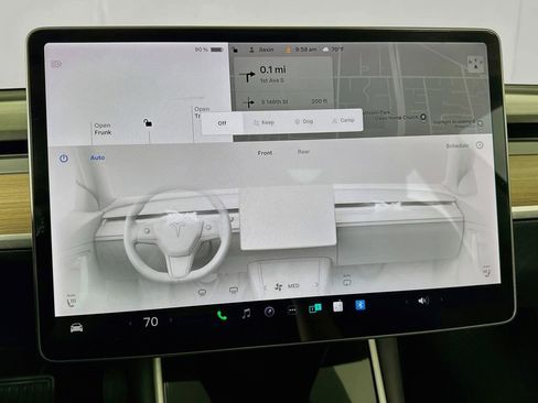 Used 2018 Tesla Model 3 Long Range RWD image 16