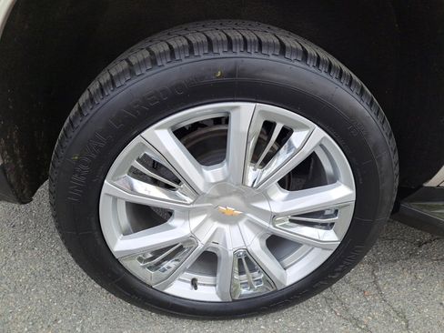 Used 2021 Chevrolet Tahoe High Country image 18