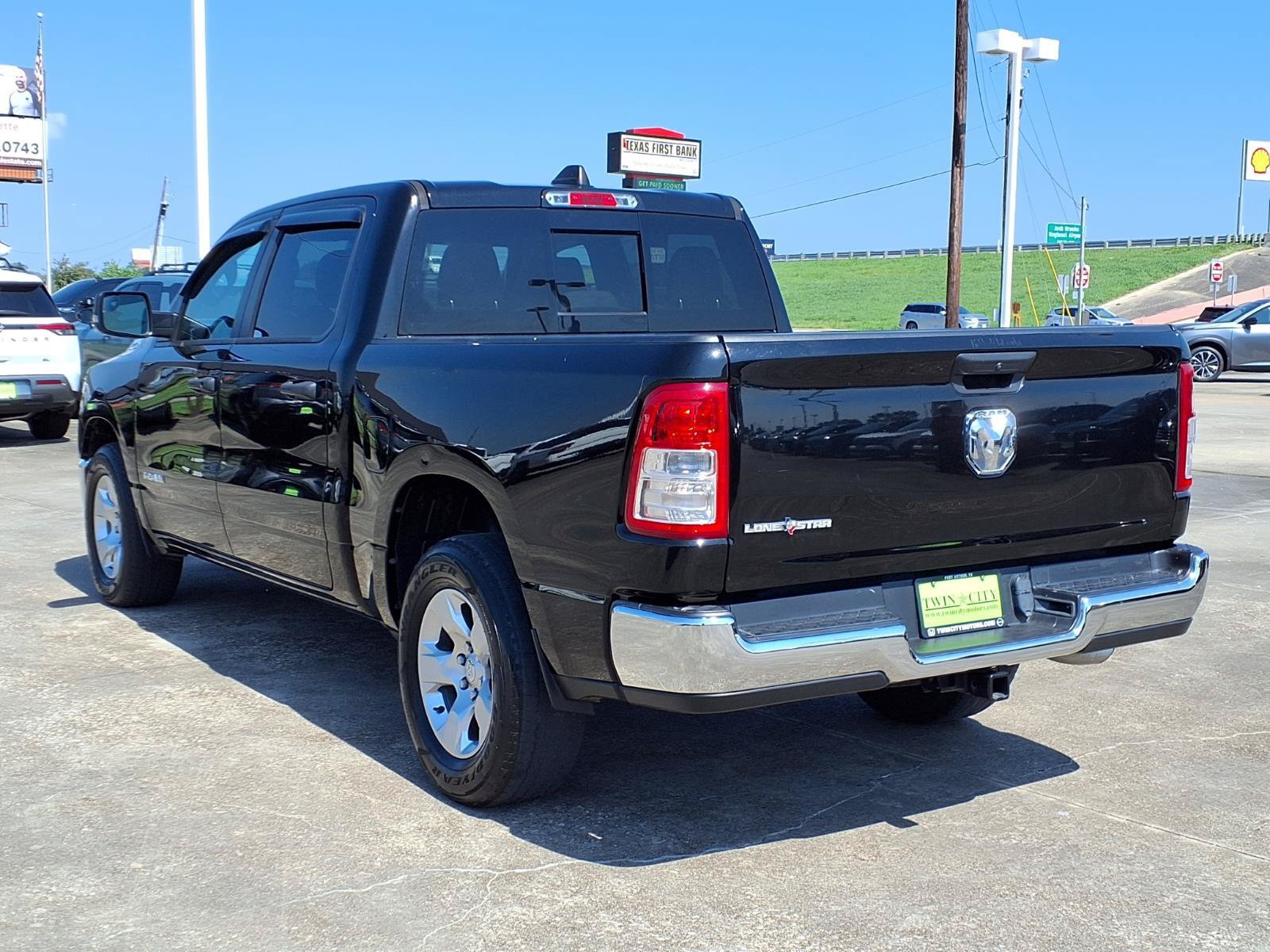 Used 2024 RAM 1500 Lone Star RWD image 2
