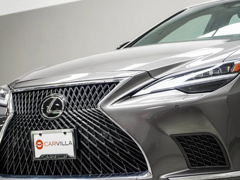 Used 2022 Lexus LS 500 AWD image 2
