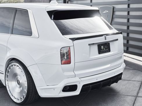 Used 2025 Rolls-Royce Cullinan image 15