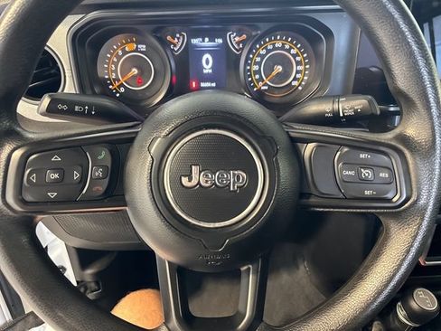 Used 2024 Jeep Wrangler Unlimited Sport AWD/4WD image 8
