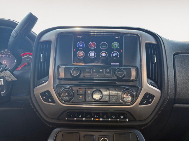 Used 2016 GMC Sierra 2500 Denali w/ Duramax Plus Package AWD/4WD image 11
