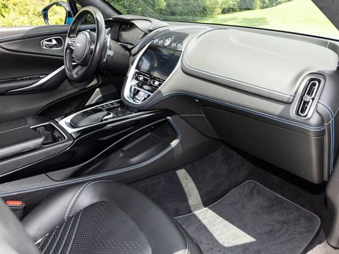 Used 2021 Aston Martin DBX AWD/4WD image 64